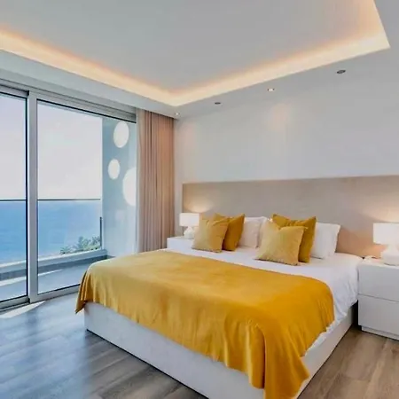 Althea Villa Calheta (Madeira)